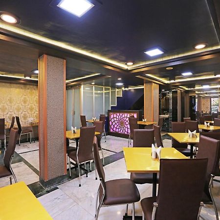 Oyo 1126 Hotel Bengal Inn Kalküta Dış mekan fotoğraf