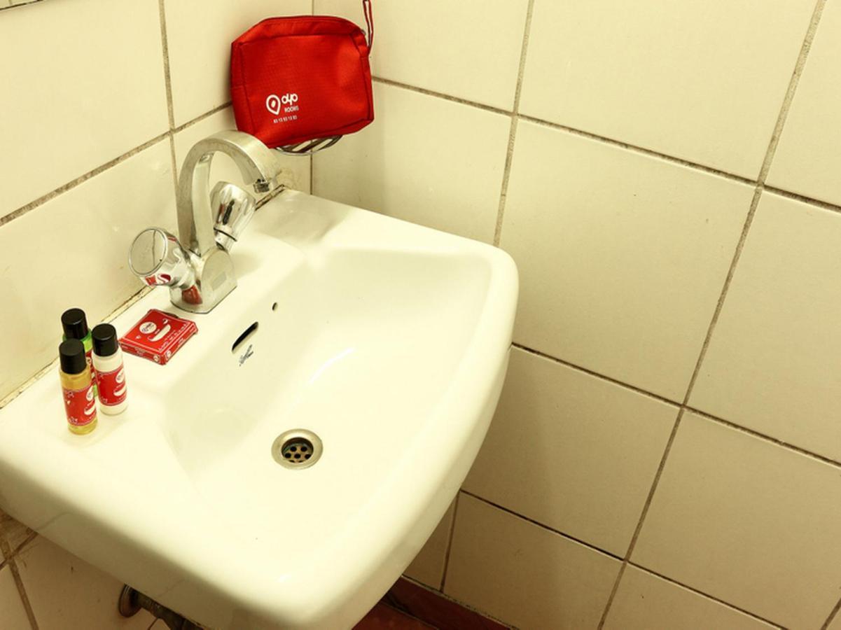 Oyo 1126 Hotel Bengal Inn Kalküta Dış mekan fotoğraf